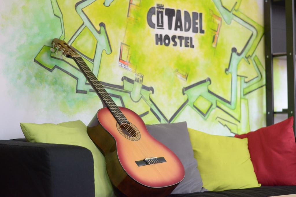 Citadel Hostelアルバ・ユリア エクステリア 写真